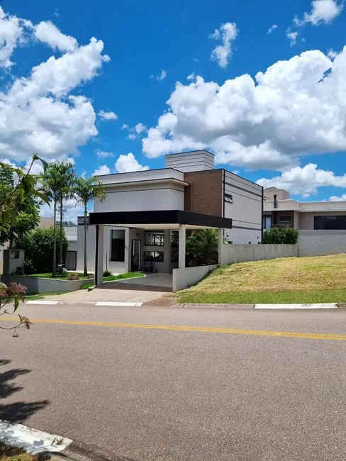 Foto 3 de Casa com 3 quartos à venda, 325m2 em Rio Abaixo, Atibaia - SP