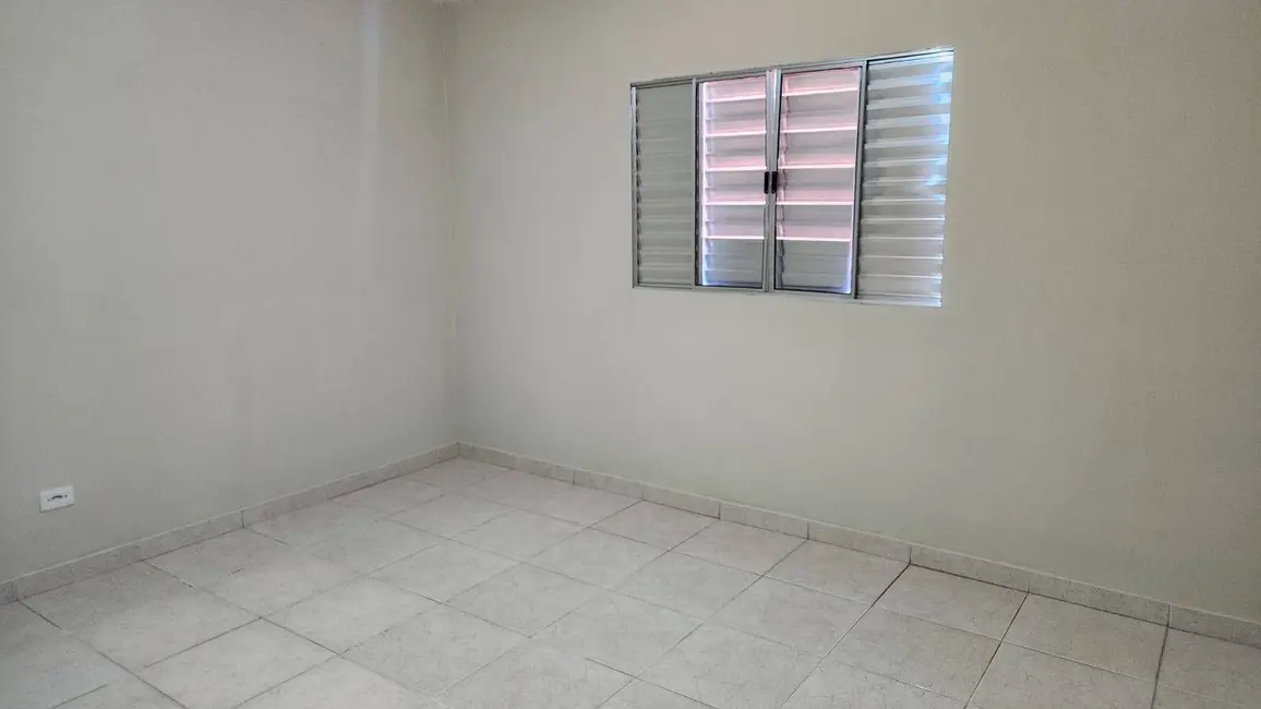 Foto 4 de Casa com 1 quarto à venda, 55m2 em Jardim Imperial, Atibaia - SP