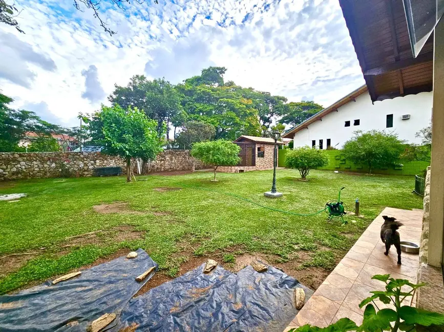 Foto 8 de Casa com 3 quartos à venda, 1118m2 em Vila Santista, Atibaia - SP