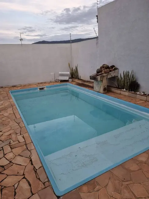 Casa com 3 quartos à venda, 210m2 em Jardim Paulista, Atibaia - SP - imagem 8 Foto 8 de Casa com 3 quartos à venda, 210m2 em Jardim Paulista, Atibaia - SP