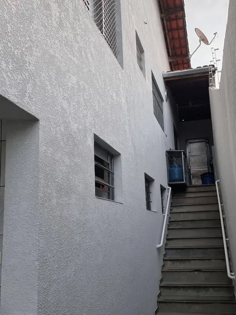 Casa com 3 quartos à venda, 210m2 em Jardim Paulista, Atibaia - SP - imagem 5 Foto 5 de Casa com 3 quartos à venda, 210m2 em Jardim Paulista, Atibaia - SP