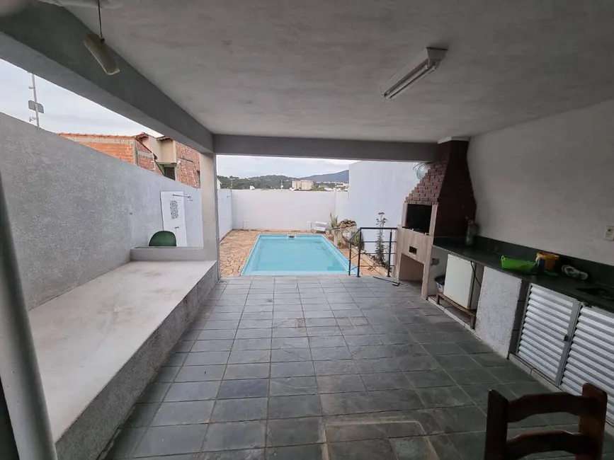 Casa com 3 quartos à venda, 210m2 em Jardim Paulista, Atibaia - SP - imagem 6 Foto 6 de Casa com 3 quartos à venda, 210m2 em Jardim Paulista, Atibaia - SP