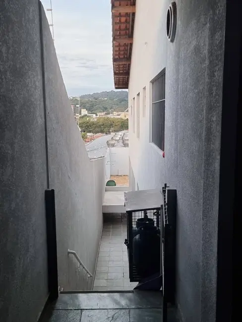 Casa com 3 quartos à venda, 210m2 em Jardim Paulista, Atibaia - SP - imagem 4 Foto 4 de Casa com 3 quartos à venda, 210m2 em Jardim Paulista, Atibaia - SP