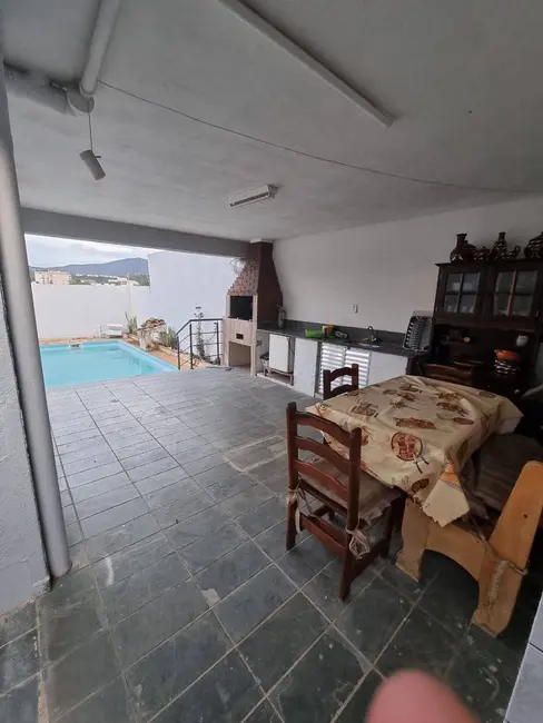 Casa com 3 quartos à venda, 210m2 em Jardim Paulista, Atibaia - SP - imagem 7 Foto 7 de Casa com 3 quartos à venda, 210m2 em Jardim Paulista, Atibaia - SP