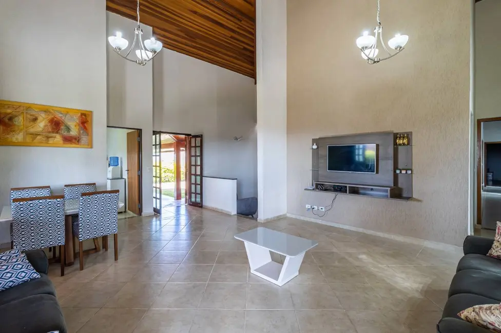 Foto 8 de Chácara com 3 quartos à venda, 927m2 em Tanque, Atibaia - SP