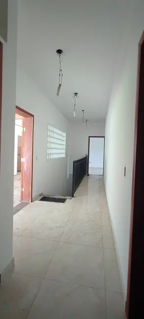 Foto 4 de Casa com 2 quartos à venda, 175m2 em Nova Cerejeira, Atibaia - SP