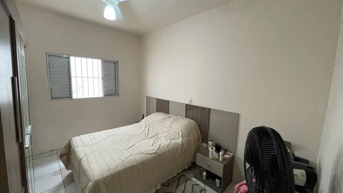 Foto 9 de Casa com 2 quartos à venda, 175m2 em Nova Cerejeira, Atibaia - SP