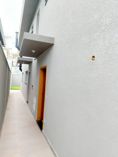 Foto 3 de Casa com 3 quartos à venda, 155m2 em Jardim do Lago, Atibaia - SP