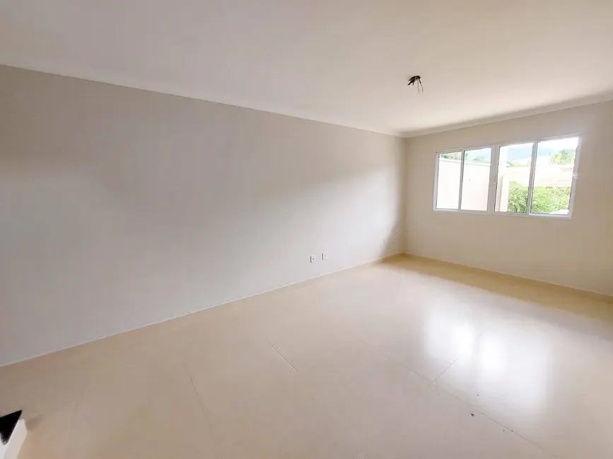 Foto 4 de Casa com 3 quartos à venda, 155m2 em Jardim do Lago, Atibaia - SP