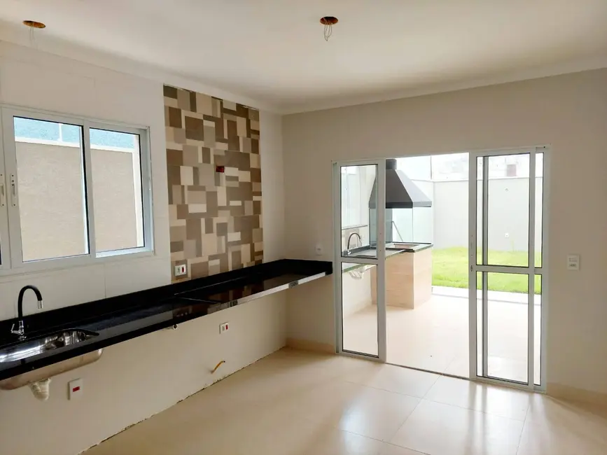 Foto 9 de Casa com 3 quartos à venda, 155m2 em Jardim do Lago, Atibaia - SP