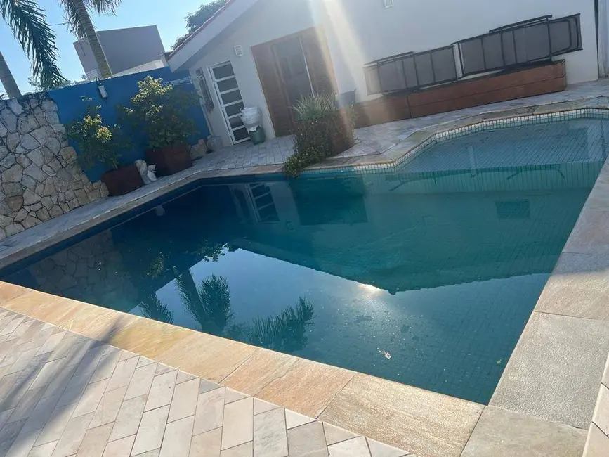 Foto 6 de Casa de Condomínio com 2 quartos à venda, 350m2 em Jardim Maristela, Atibaia - SP