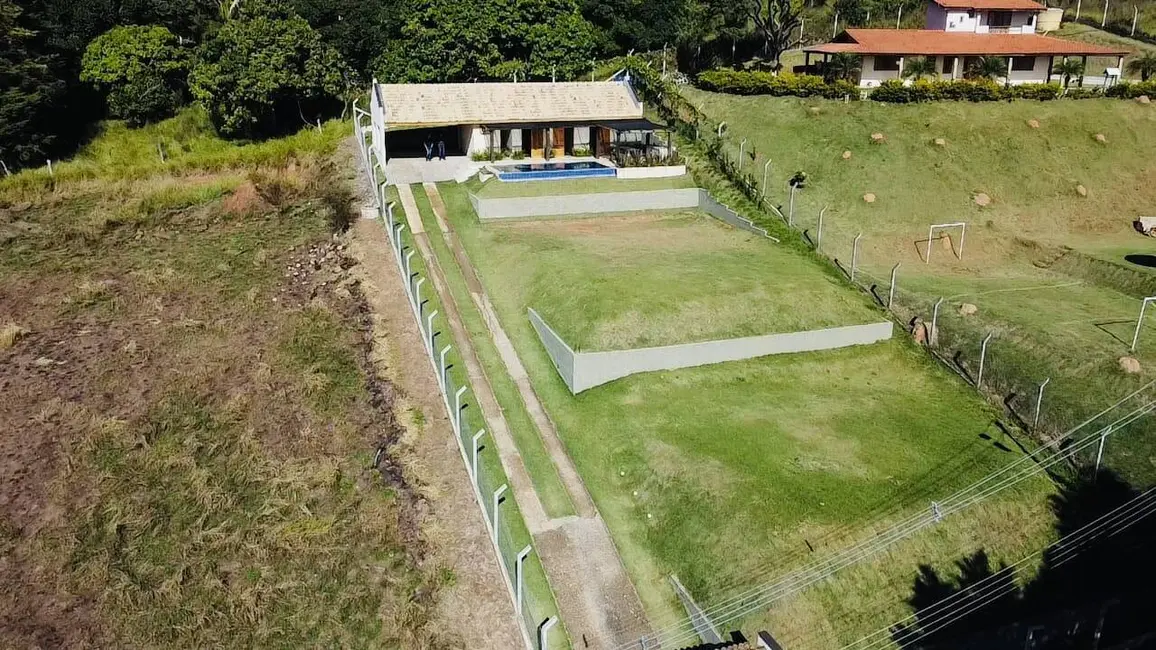 Foto 6 de Casa com 1 quarto à venda, 1000m2 em Estância Santa Maria do Laranjal, Atibaia - SP