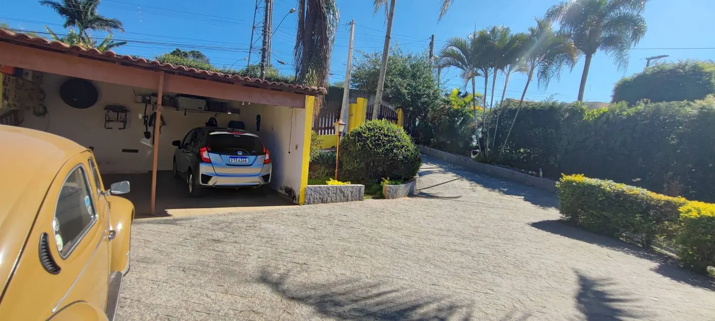 Foto 3 de Casa com 3 quartos à venda, 1050m2 em Jardim Centenário, Atibaia - SP