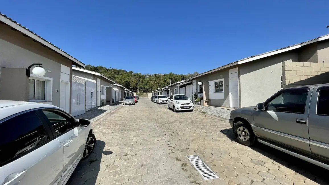 Foto 6 de Casa de Condomínio com 2 quartos à venda, 135m2 em Jardim Colonial, Atibaia - SP
