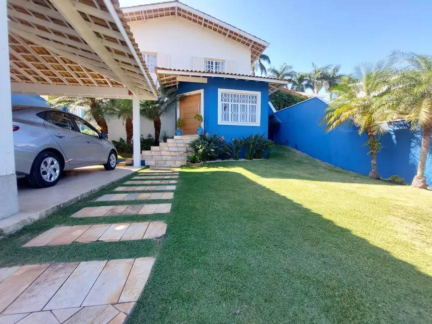 Foto 3 de Casa com 4 quartos à venda, 620m2 em Jardim do Lago, Atibaia - SP