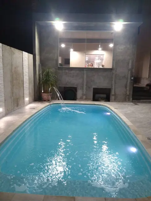 Foto 3 de Casa com 4 quartos à venda, 261m2 em Jardim Jaraguá, Atibaia - SP