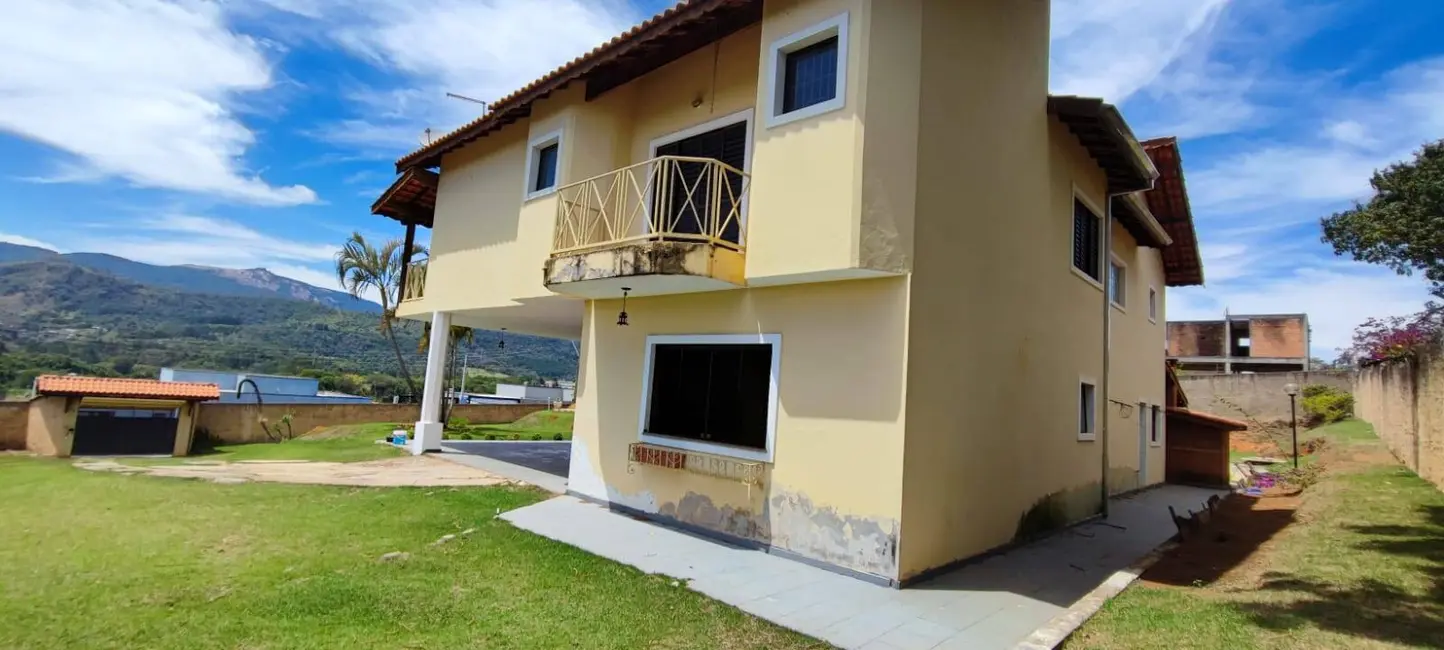 Foto 9 de Casa com 8 quartos à venda, 2000m2 em Jardim Estância Brasil, Atibaia - SP