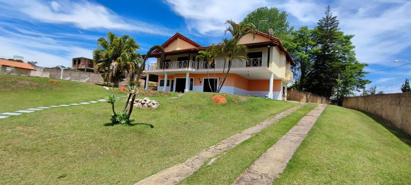 Foto 3 de Casa com 8 quartos à venda, 2000m2 em Jardim Estância Brasil, Atibaia - SP