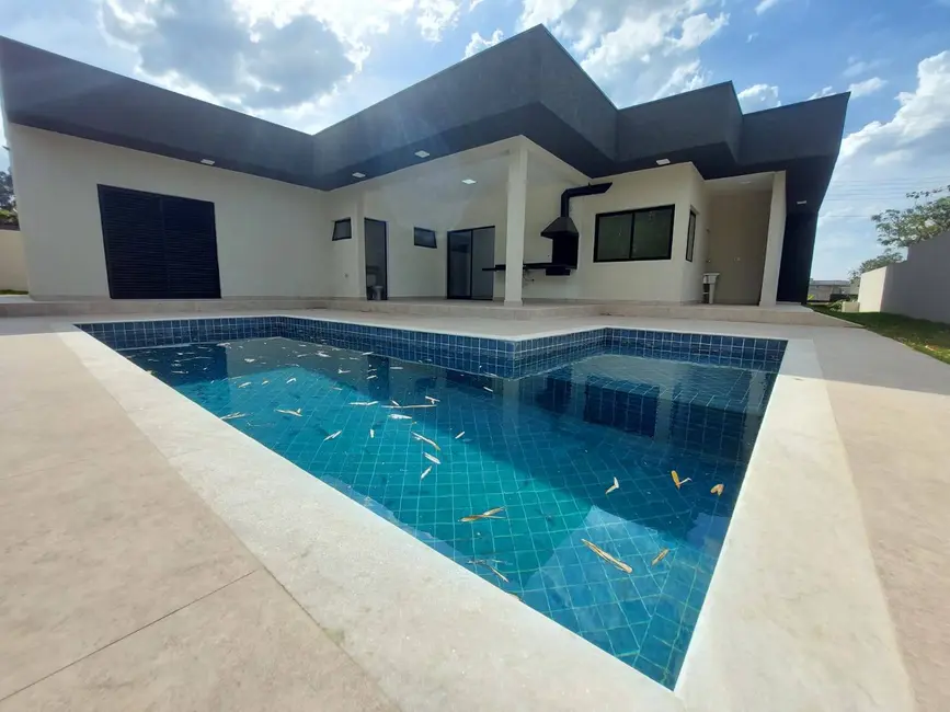 Foto 4 de Casa de Condomínio com 3 quartos à venda, 800m2 em Condomínio Residencial Shamballa I, Atibaia - SP