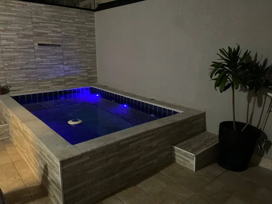 Foto 2 de Casa com 3 quartos à venda, 180m2 em Jardim dos Pinheiros, Atibaia - SP