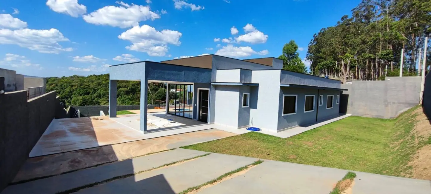 Foto 2 de Casa com 3 quartos à venda, 1200m2 em Rosário, Atibaia - SP