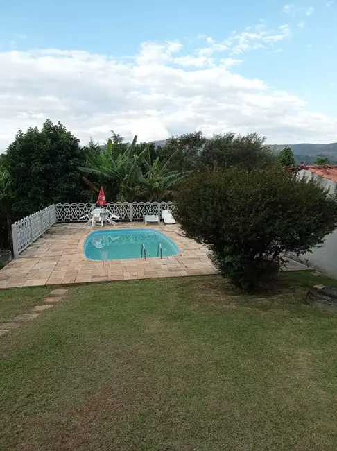 Foto 3 de Casa com 3 quartos à venda, 1020m2 em Jardim Centenário, Atibaia - SP