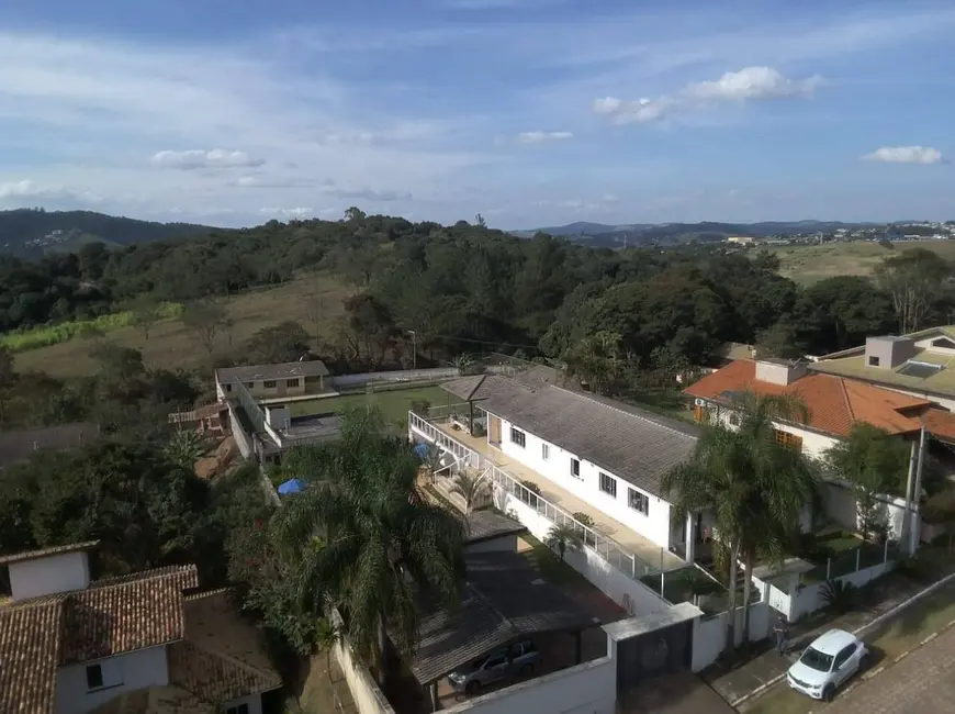 Foto 6 de Casa de Condomínio com 4 quartos à venda, 2500m2 em Condomínio Portal dos Nobres, Atibaia - SP