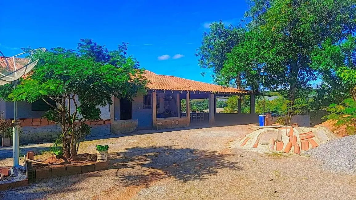 Foto 2 de Casa com 1 quarto à venda, 1307m2 em Maracanã, Atibaia - SP
