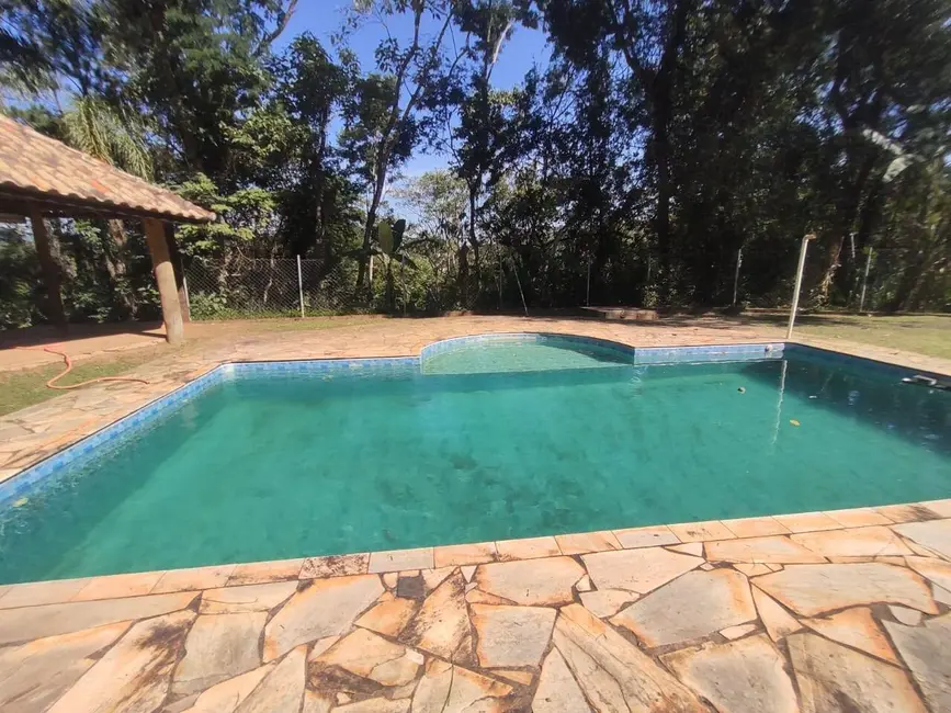 Foto 3 de Casa à venda, 2843m2 em Jardim Estância Brasil, Atibaia - SP