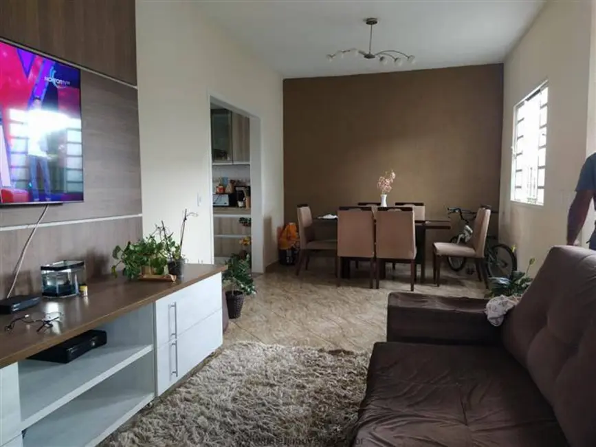 Casa de Condomínio com 3 quartos à venda, 510m2 em Jardim Shangri-Lá, Atibaia - SP - imagem 9 Foto 9 de Casa de Condomínio com 3 quartos à venda, 510m2 em Jardim Shangri-Lá, Atibaia - SP