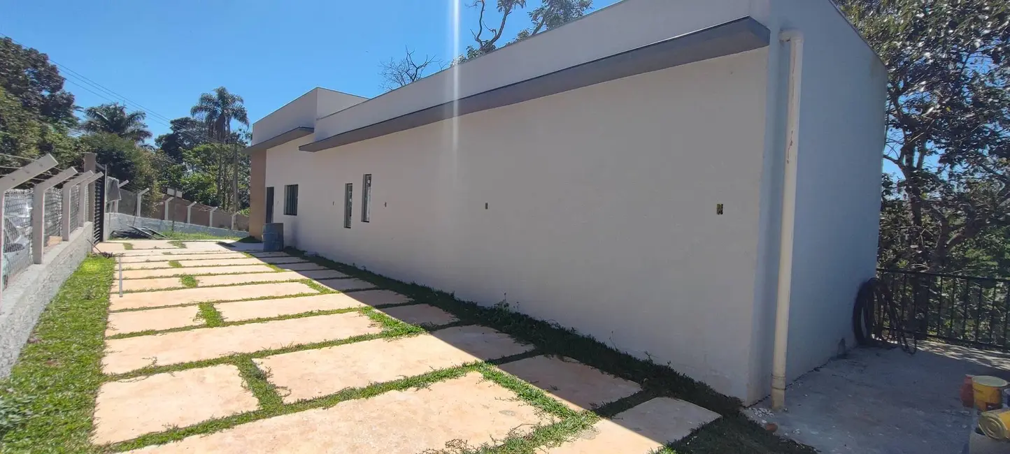 Foto 3 de Casa com 3 quartos à venda, 800m2 em Estância Santa Maria do Portão, Atibaia - SP