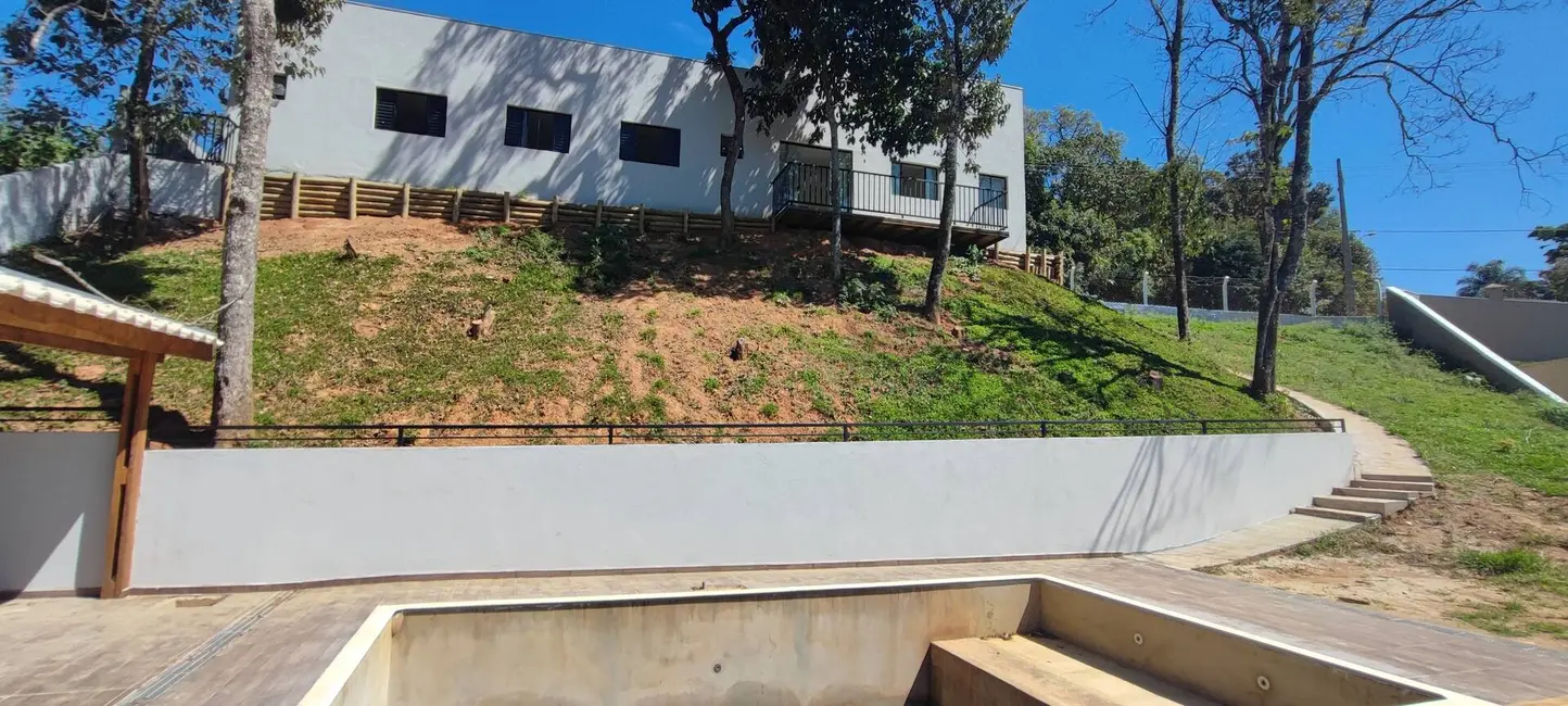 Foto 4 de Casa com 3 quartos à venda, 800m2 em Estância Santa Maria do Portão, Atibaia - SP