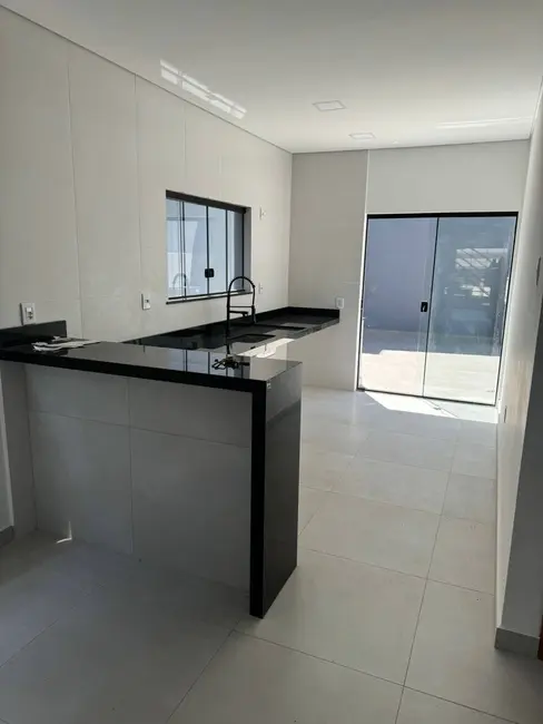 Foto 3 de Casa com 3 quartos à venda, 150m2 em Retiro das Fontes, Atibaia - SP