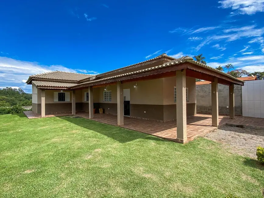 Casa com 3 quartos à venda, 870m2 em Maracanã, Atibaia - SP - imagem 9 Foto 9 de Casa com 3 quartos à venda, 870m2 em Maracanã, Atibaia - SP