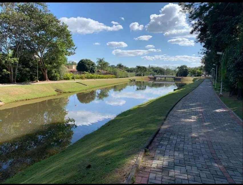Casa com 6 quartos à venda e para alugar, 3037m2 em Condomínio Jardim Flamboyant, Atibaia - SP - imagem 7 Foto 7 de Casa com 6 quartos à venda e para alugar, 3037m2 em Condomínio Jardim Flamboyant, Atibaia - SP