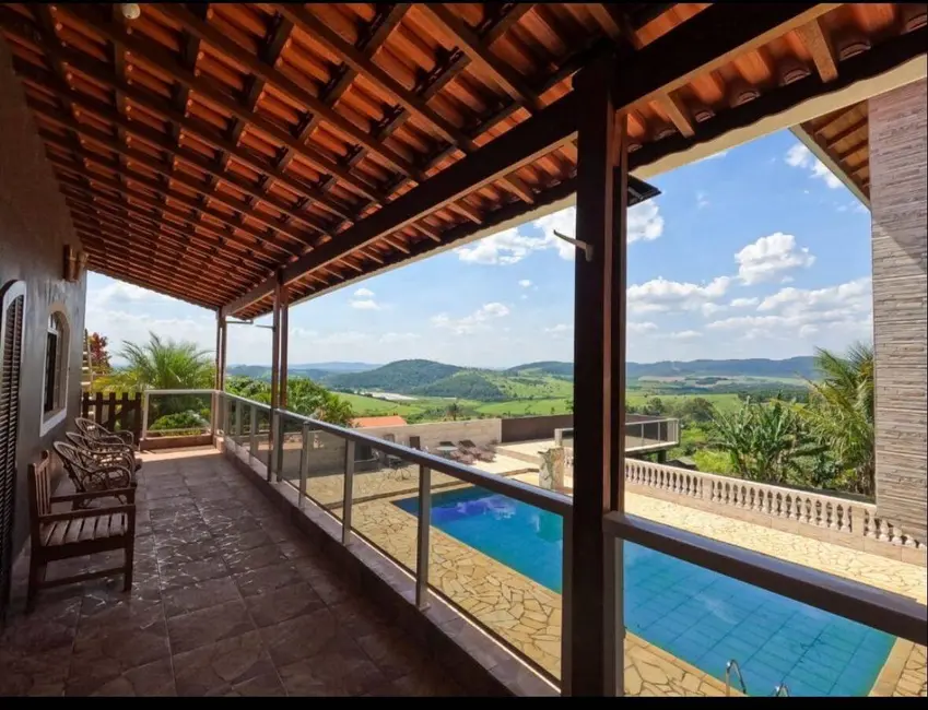 Foto 3 de Casa com 3 quartos à venda, 1100m2 em Loteamento Village de Atibaia, Atibaia - SP