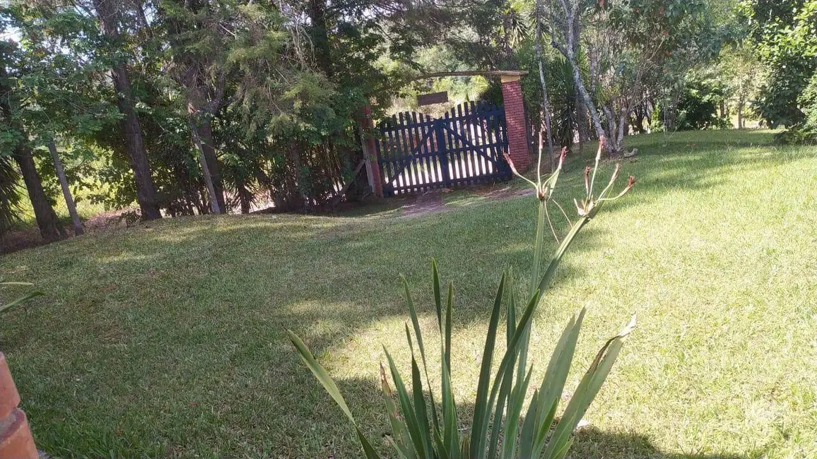 Foto 2 de Casa com 2 quartos à venda, 2910m2 em Loteamento Colinas Verdes, Atibaia - SP