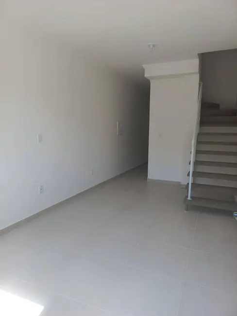 Foto 9 de Casa com 2 quartos à venda, 89m2 em Nova Cerejeira, Atibaia - SP