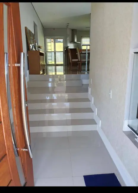 Foto 5 de Casa com 3 quartos à venda, 640m2 em Condomínio Parque das Garças I, Atibaia - SP