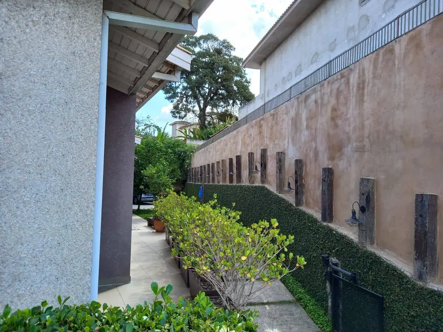 Casa à venda, 700m2 em Condomínio Parque das Garças I, Atibaia - SP - imagem 7 Foto 7 de Casa à venda, 700m2 em Condomínio Parque das Garças I, Atibaia - SP