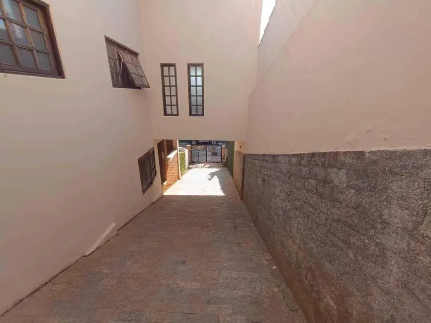 Casa com 3 quartos à venda, 300m2 em Jardim Paulista, Atibaia - SP - imagem 4 Foto 4 de Casa com 3 quartos à venda, 300m2 em Jardim Paulista, Atibaia - SP