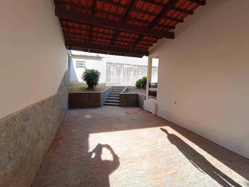 Casa com 3 quartos à venda, 300m2 em Jardim Paulista, Atibaia - SP - imagem 3 Foto 3 de Casa com 3 quartos à venda, 300m2 em Jardim Paulista, Atibaia - SP