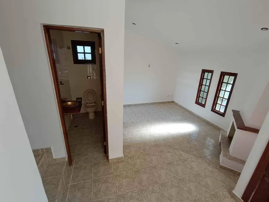 Casa com 3 quartos à venda, 300m2 em Jardim Paulista, Atibaia - SP - imagem 6 Foto 6 de Casa com 3 quartos à venda, 300m2 em Jardim Paulista, Atibaia - SP