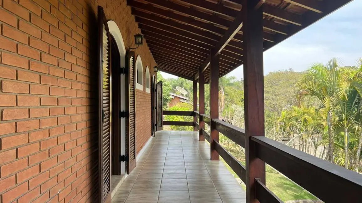 Foto 4 de Casa com 3 quartos à venda e para alugar em Jardim Estância Brasil, Atibaia - SP