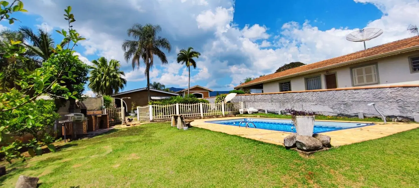 Foto 4 de Casa com 4 quartos à venda, 970m2 em Jardim Centenário, Atibaia - SP