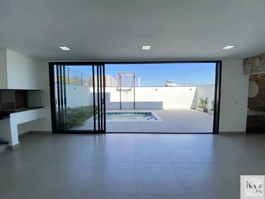 Casa de Condomínio com 3 quartos à venda, 250m2 em Parque Ibiti Reserva, Sorocaba - SP - imagem 3 Foto 3 de Casa de Condomínio com 3 quartos à venda, 250m2 em Parque Ibiti Reserva, Sorocaba - SP