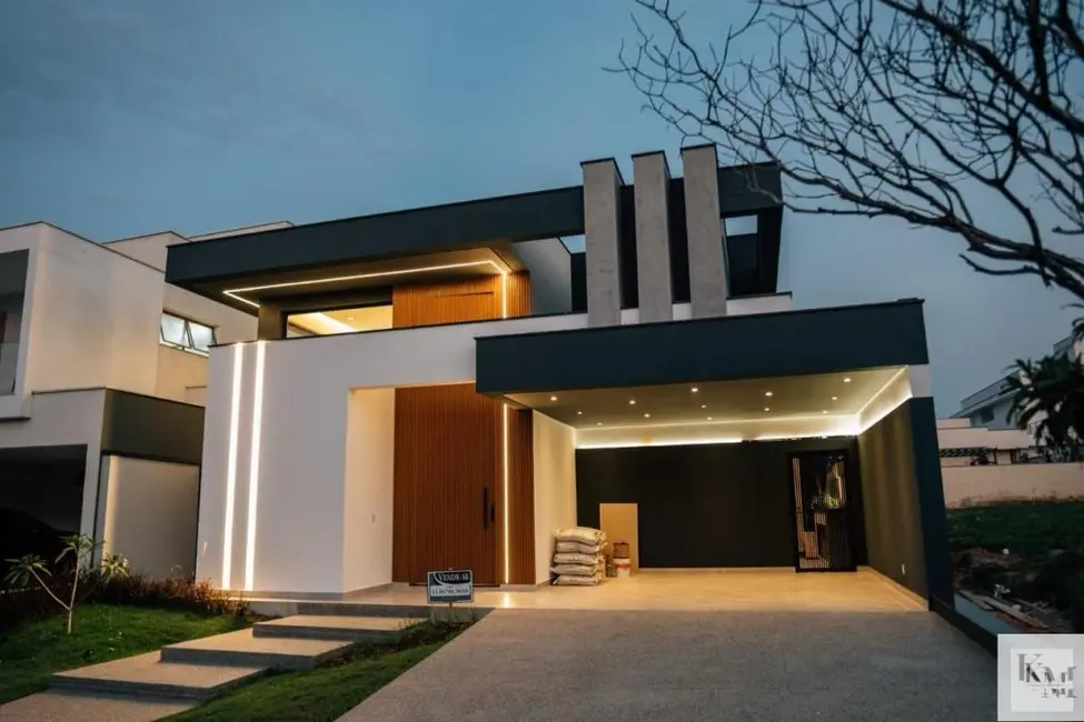 Casa de Condomínio com 3 quartos à venda, 270m2 em Parque Reserva Fazenda Imperial, Sorocaba - SP - imagem 2 Foto 2 de Casa de Condomínio com 3 quartos à venda, 270m2 em Parque Reserva Fazenda Imperial, Sorocaba - SP
