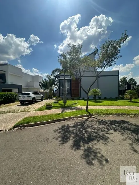 Casa de Condomínio com 3 quartos à venda, 1050m2 em Parque Reserva Fazenda Imperial, Sorocaba - SP - imagem 4 Foto 4 de Casa de Condomínio com 3 quartos à venda, 1050m2 em Parque Reserva Fazenda Imperial, Sorocaba - SP