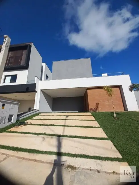 Foto 1 de Casa de Condomínio com 3 quartos à venda, 310m2 em Votorantim - SP