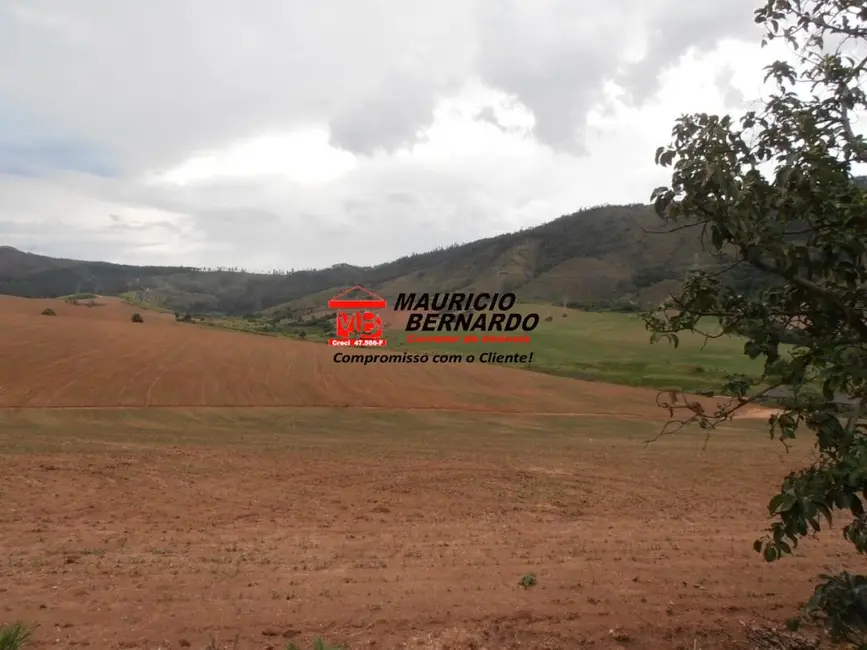 Foto 6 de Fazenda / Haras com 8 quartos à venda, 240m2 em Serra Negra - SP